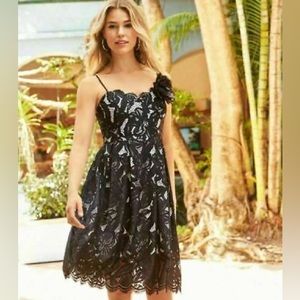 Lilly Pulitzer NWT Camella Dress 00 Black Lace
